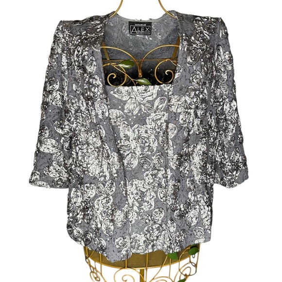 Alex Evenings Silver 3D Floral Shiny Sequin 2PC Jacket / Blouse Set - Size 1X - Picture 1 of 13